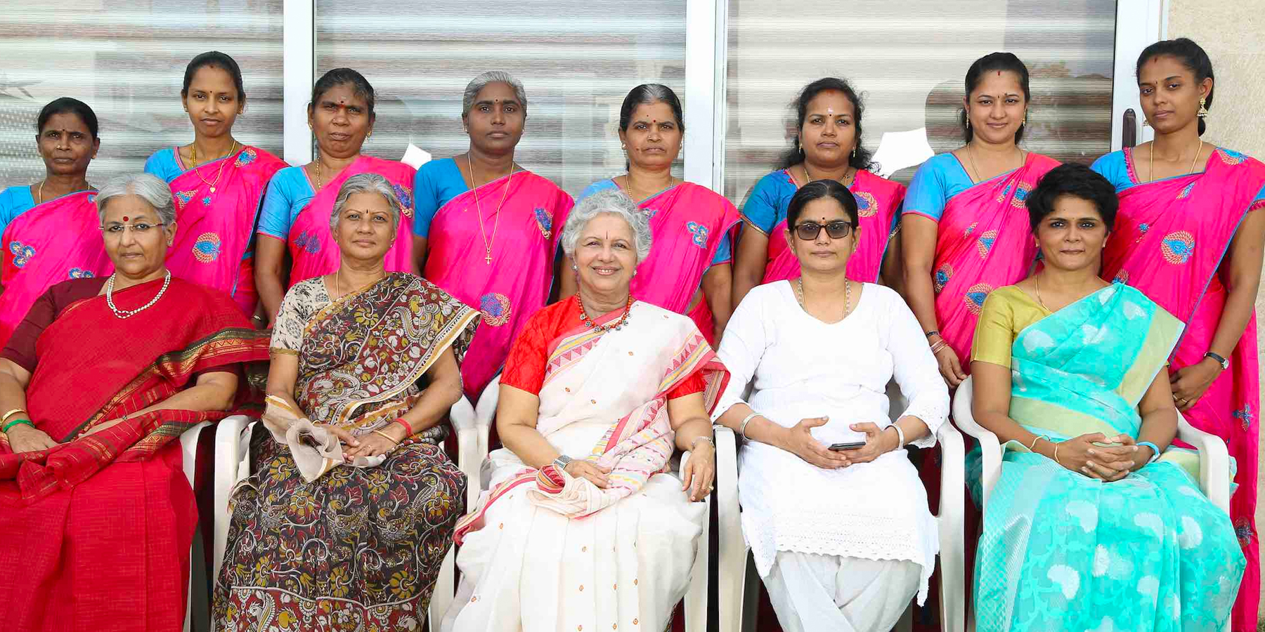 Radiation therapy, Chemotherapy treatment, Best cancer care, Cancer patients, Financial support.